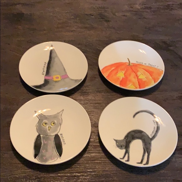 Rae Dunn Other - Rae Dunn Halloween Plates Never Used